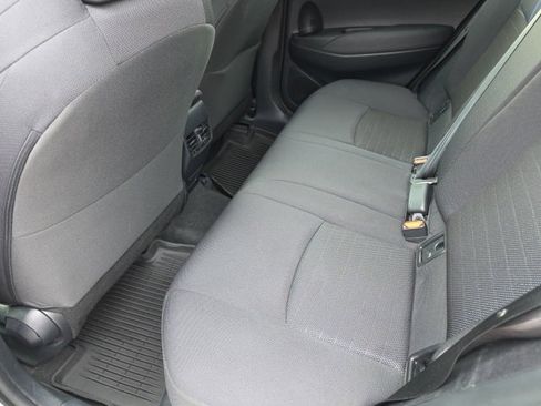 Certified 2024 Toyota Corolla Cross SE image 11