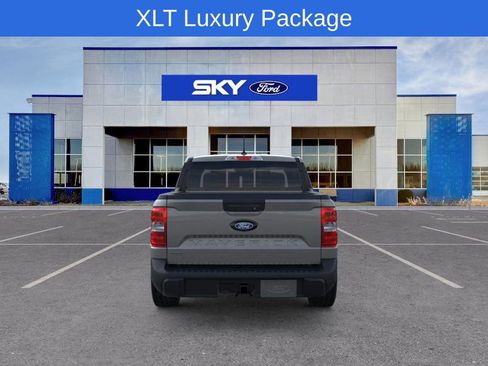 New 2025 Ford Maverick XLT w/ XLT Luxury Package image 5