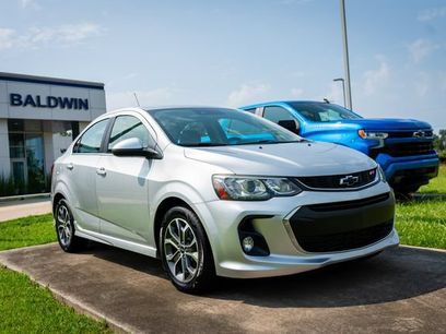 Used 2018 Chevrolet Sonic LT w/ Convenience Package