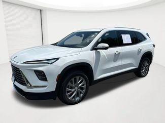 Used 2025 Buick Enclave Preferred AWD/4WD video 1