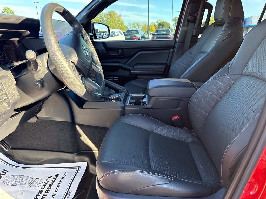 Used 2025 Toyota 4Runner TRD Sport Premium w/ Tow Technology Package AWD/4WD image 15