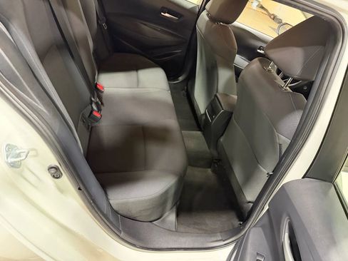 Used 2021 Toyota Corolla LE w/ Carpet Mat Package (TMS) image 32