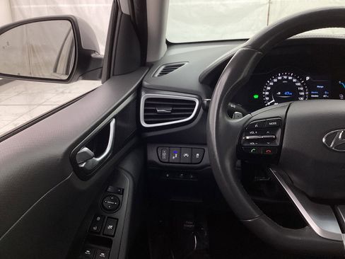 Used 2019 Hyundai Ioniq Limited image 32