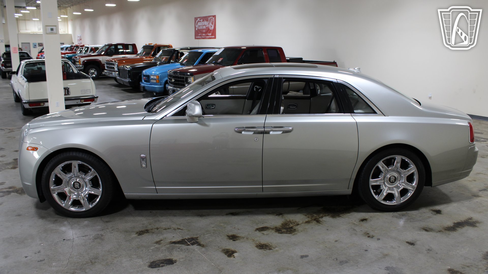 Used 2012 Rolls-Royce Ghost RWD image 24