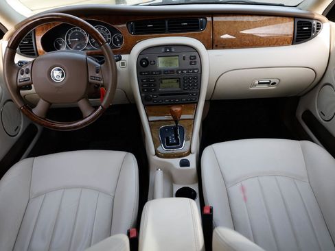 Used 2005 Jaguar X-TYPE 3.0 image 2