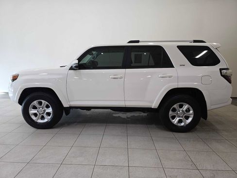 Certified 2023 Toyota 4Runner SR5 Premium w/ Moonroof Package AWD/4WD image 3