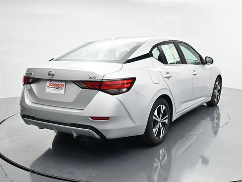 Used 2021 Nissan Sentra SV FWD image 6