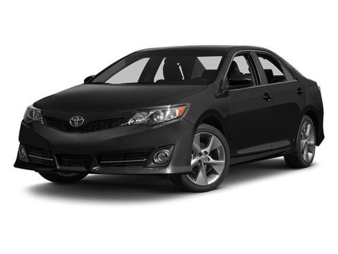 Used 2014 Toyota Camry LE FWD image 1