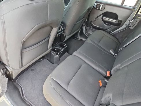 Used 2021 Jeep Wrangler Unlimited Sport AWD/4WD image 19