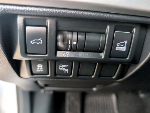 Used 2018 Subaru Outback 2.5i Limited image 15