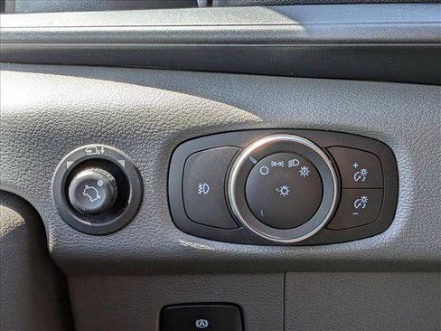 Used 2022 Ford Transit 350 XLT image 17