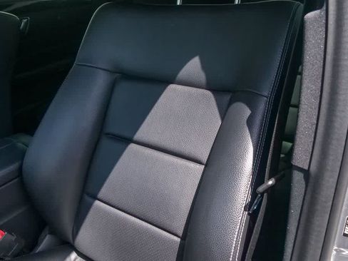 Used 2015 Mercedes-Benz E 350 Sedan image 12