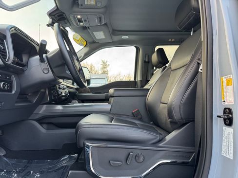 Used 2024 Ford F250 Lariat w/ Lariat Ultimate Package image 19