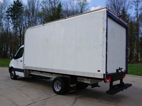 Used 2021 Mercedes-Benz Sprinter 4500 w/ Premium Package image 3