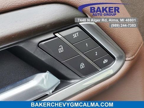 New 2025 GMC Sierra 2500 Denali w/ Denali Reserve Package image 27