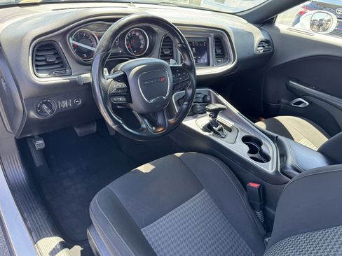 Used 2022 Dodge Challenger GT RWD image 12