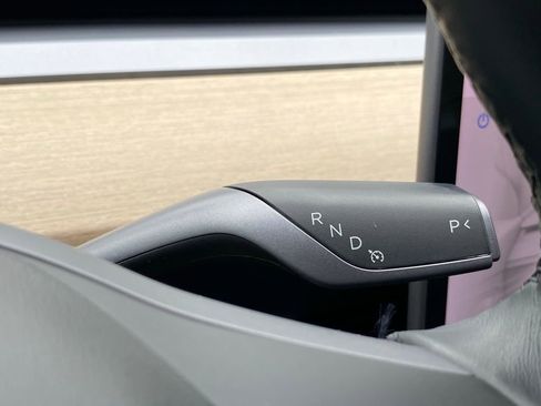 Used 2018 Tesla Model 3 Long Range image 28