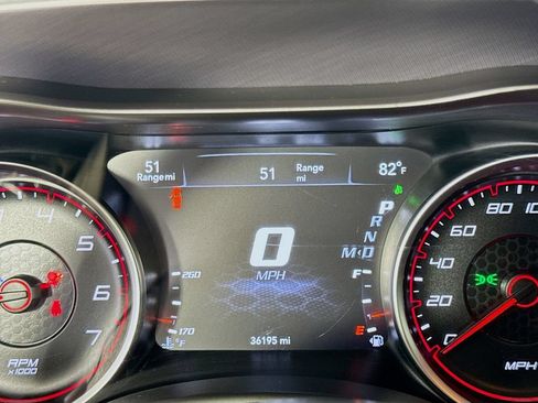Used 2019 Dodge Charger Scat Pack w/ Dynamics Package RWD image 13