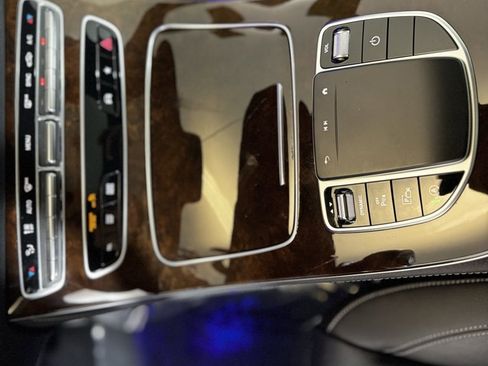 Used 2022 Mercedes-Benz E 350 4MATIC Sedan image 14