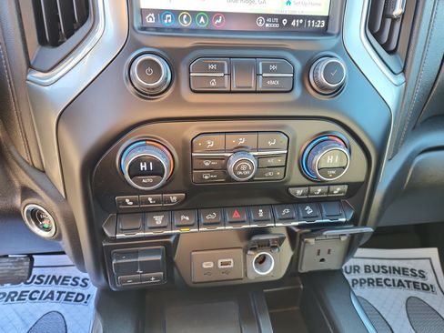 Used 2023 Chevrolet Silverado 2500 LTZ w/ LTZ Plus Package image 37