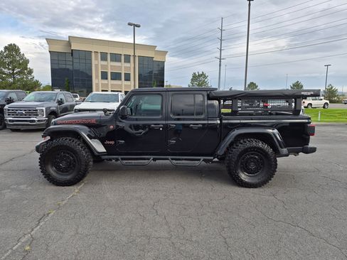 Used 2021 Jeep Gladiator Mojave AWD/4WD image 9