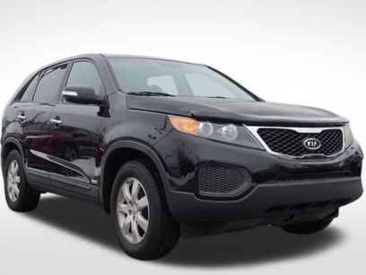 Used 2012 Kia Sorento LX w/ Third Row Pkg
