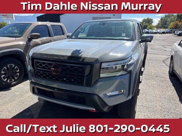 Used 2024 Nissan Frontier PRO-4X w/ Pro Premium Package AWD/4WD image 3