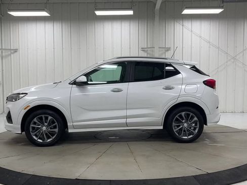 Used 2023 Buick Encore GX Select w/ Sport Touring Package AWD/4WD image 5