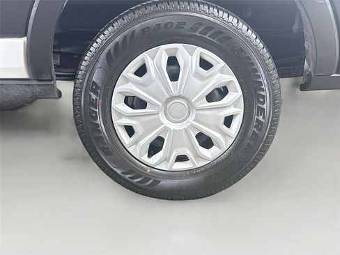 Used 2023 Ford Transit 350 XLT image 26