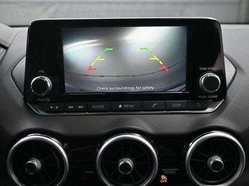 Used 2025 Nissan Sentra S image 17