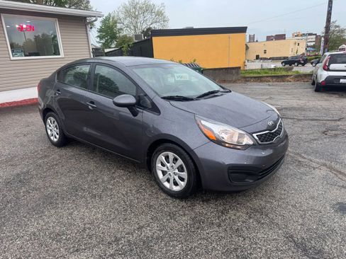 Used 2014 Kia Rio EX FWD image 3