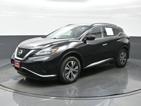 Used 2020 Nissan Murano SV image 2
