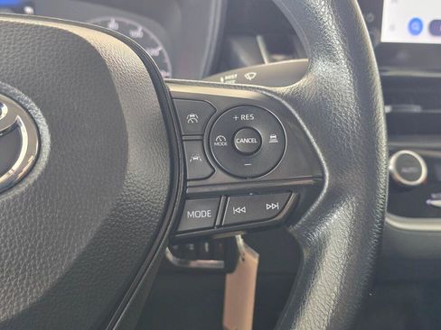 Used 2024 Toyota Corolla LE FWD image 25