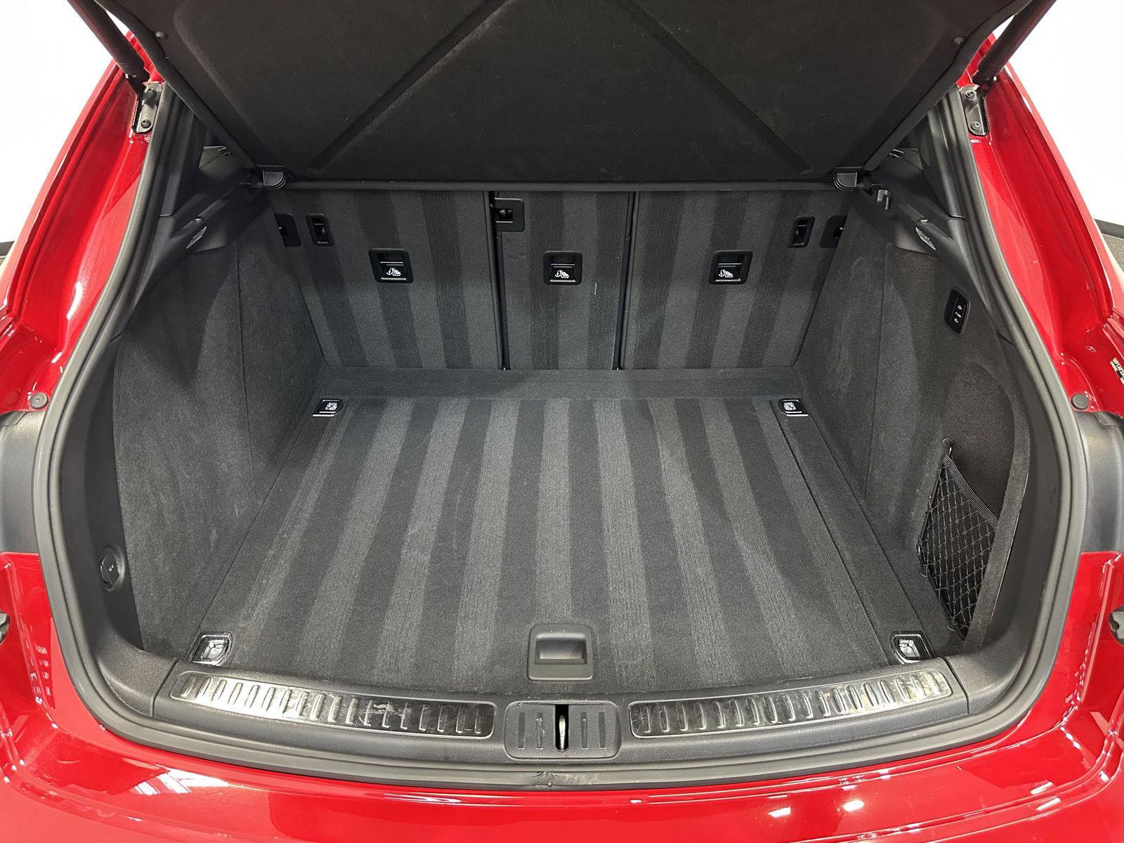 Certified 2023 Porsche Macan GTS AWD/4WD image 36