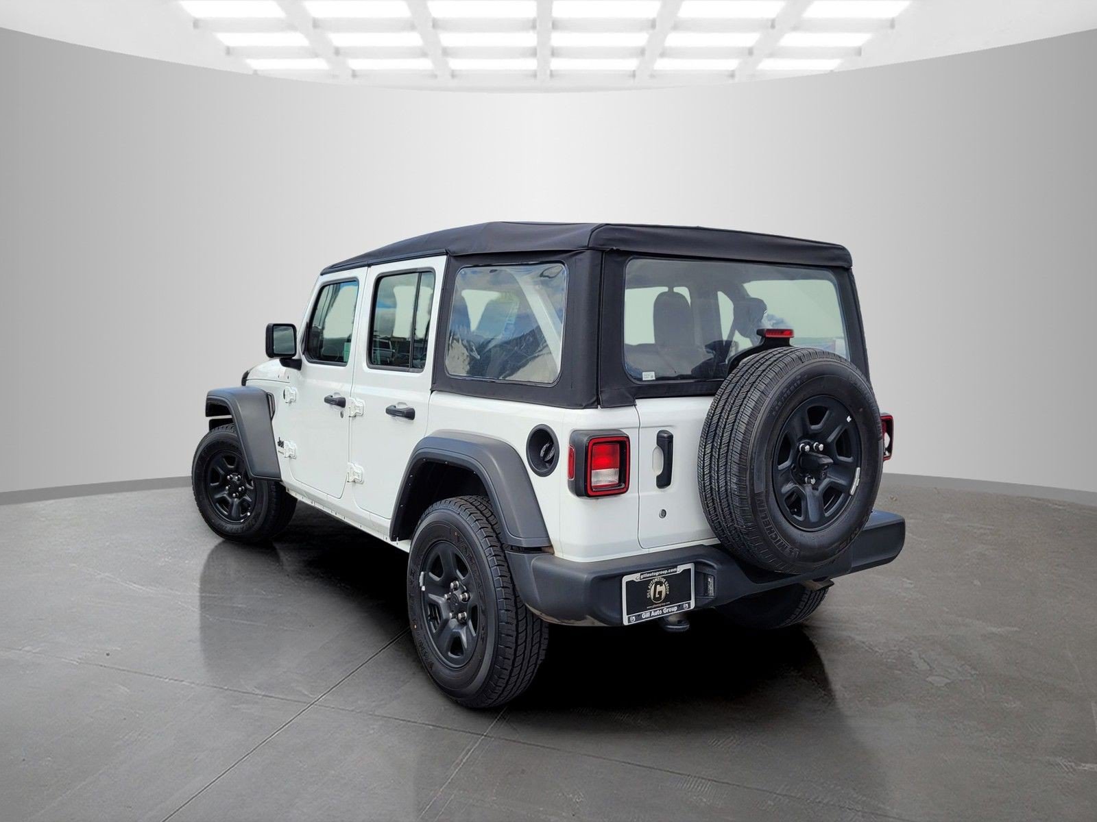 Used 2023 Jeep Wrangler Unlimited Sport AWD/4WD image 8