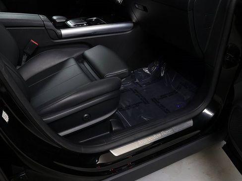 Used 2023 Mercedes-Benz GLA 250 4MATIC image 34