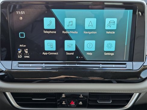 New 2026 Volkswagen Atlas SE image 13