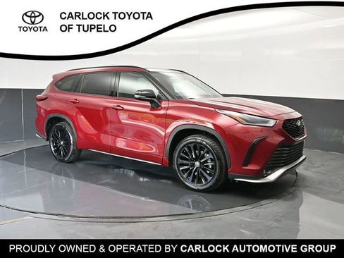 Used 2023 Toyota Highlander XSE AWD/4WD image 5