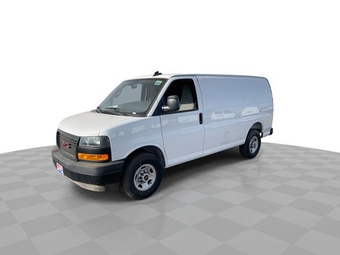 New 2025 GMC Savana 2500 w/ Driver Convenience Package image 4