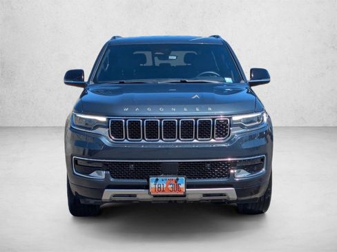 Used 2024 Jeep Wagoneer Series II w/ Flexible Seating Group AWD/4WD image 2