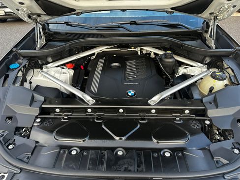Used 2019 BMW X5 xDrive40i w/ Premium Package 2 image 23