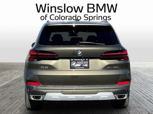 New 2026 BMW X5 xDrive50e w/ Premium Package AWD/4WD image 5