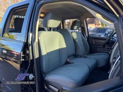 Used 2016 RAM 1500 Express w/ Black Ram 1500 Express Group image 7