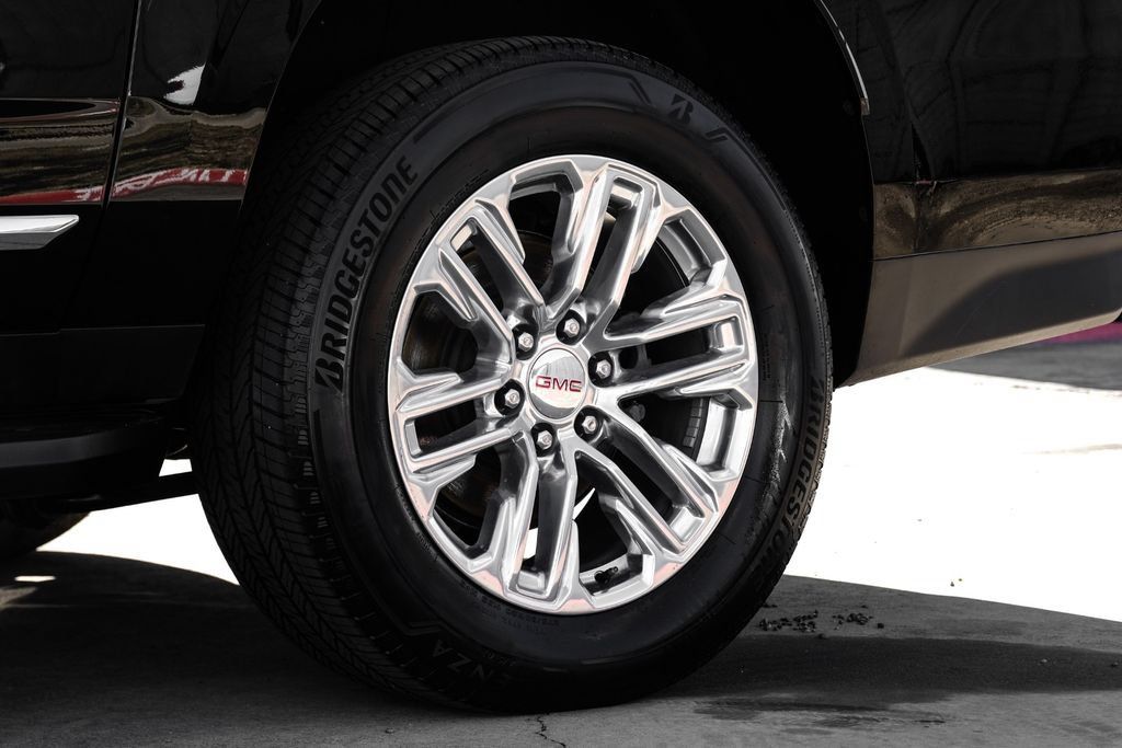 Used 2022 GMC Yukon XL SLT AWD/4WD image 61