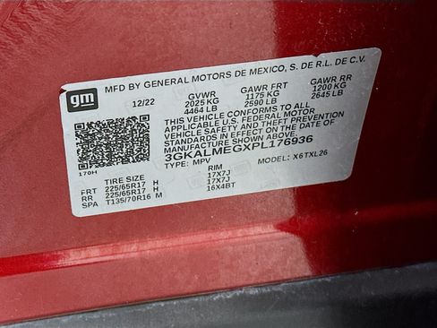 Used 2023 GMC Terrain SLE FWD image 12