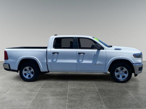 Used 2025 RAM 1500 Big Horn AWD/4WD image 6