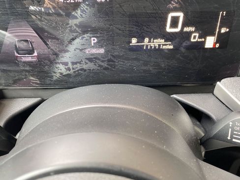 Certified 2025 Nissan Kicks SV AWD/4WD image 35