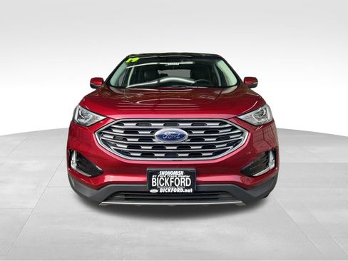 Used 2019 Ford Edge Titanium w/ Cold Weather Package AWD/4WD image 2