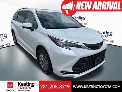 Used 2024 Toyota Sienna XLE