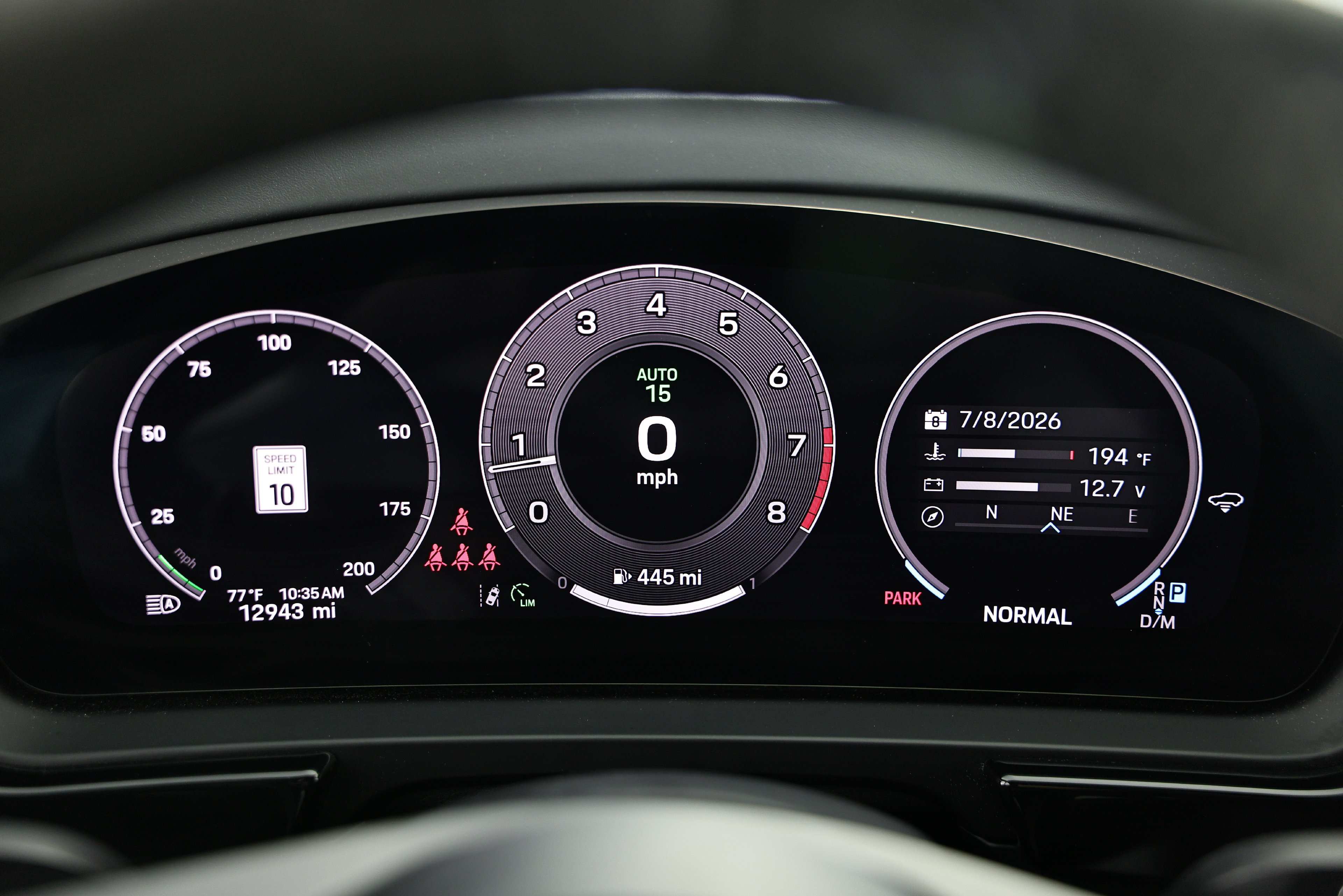 Certified 2025 Porsche Cayenne GTS AWD/4WD image 35